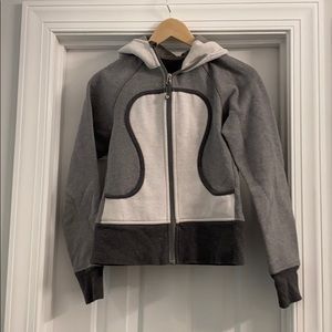 LULULEMON ZIP-UP HOODIE